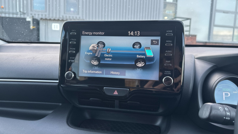 Toyota Yaris 1.5 Hybrid Design 5dr CVT Hybrid Hatchback